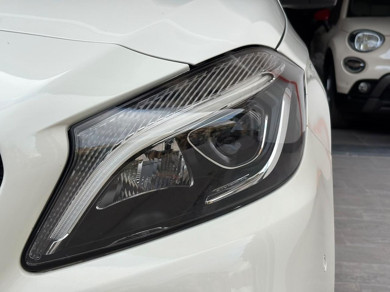 Mercedes-benz A 200 d Automatic Premium AMG TETTO PANORAMICO APRIBILE.