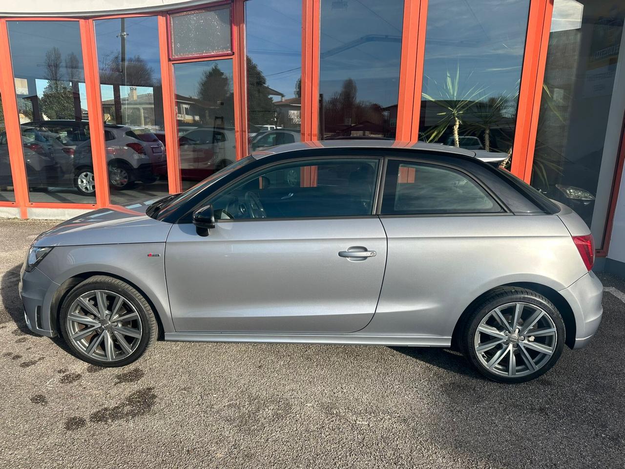 Audi A1 1.2 TFSI S-line
