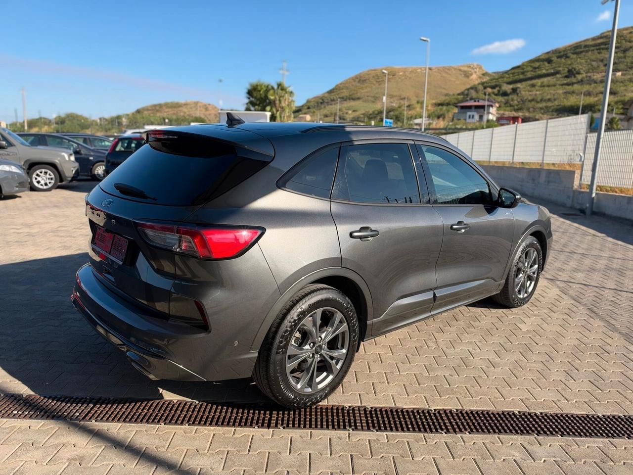 FORD KUGA 2.0 TDCI ST-LINE 120CV