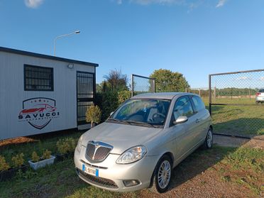Lancia Ypsilon 1.2 Argento