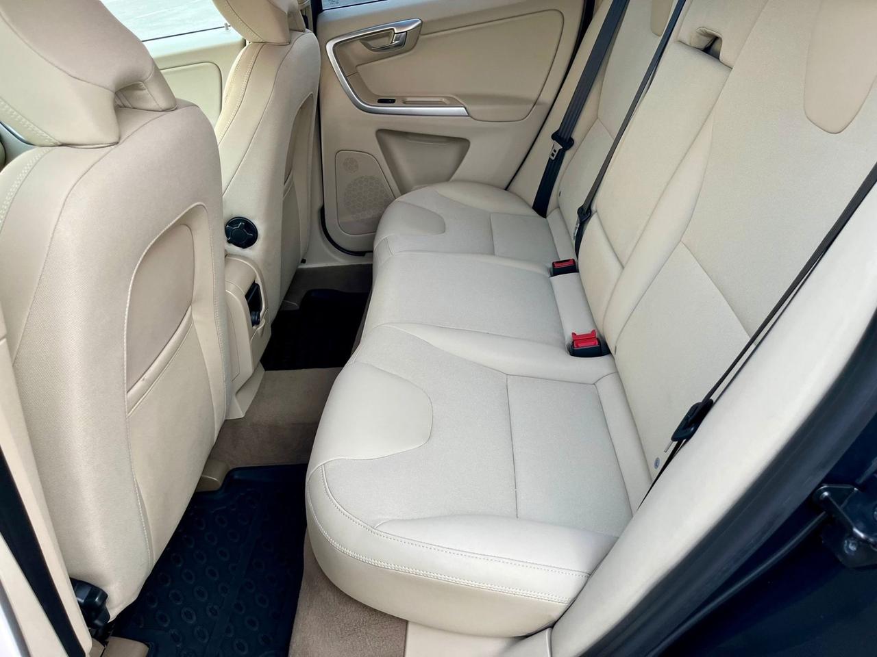 Volvo XC60 2.4d 2010 165.000km 4x4 perfetta
