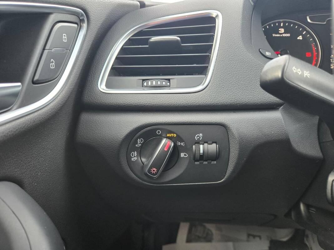 Audi Q3 2.0 tdi Business Plus quattro 140cv s-tronic