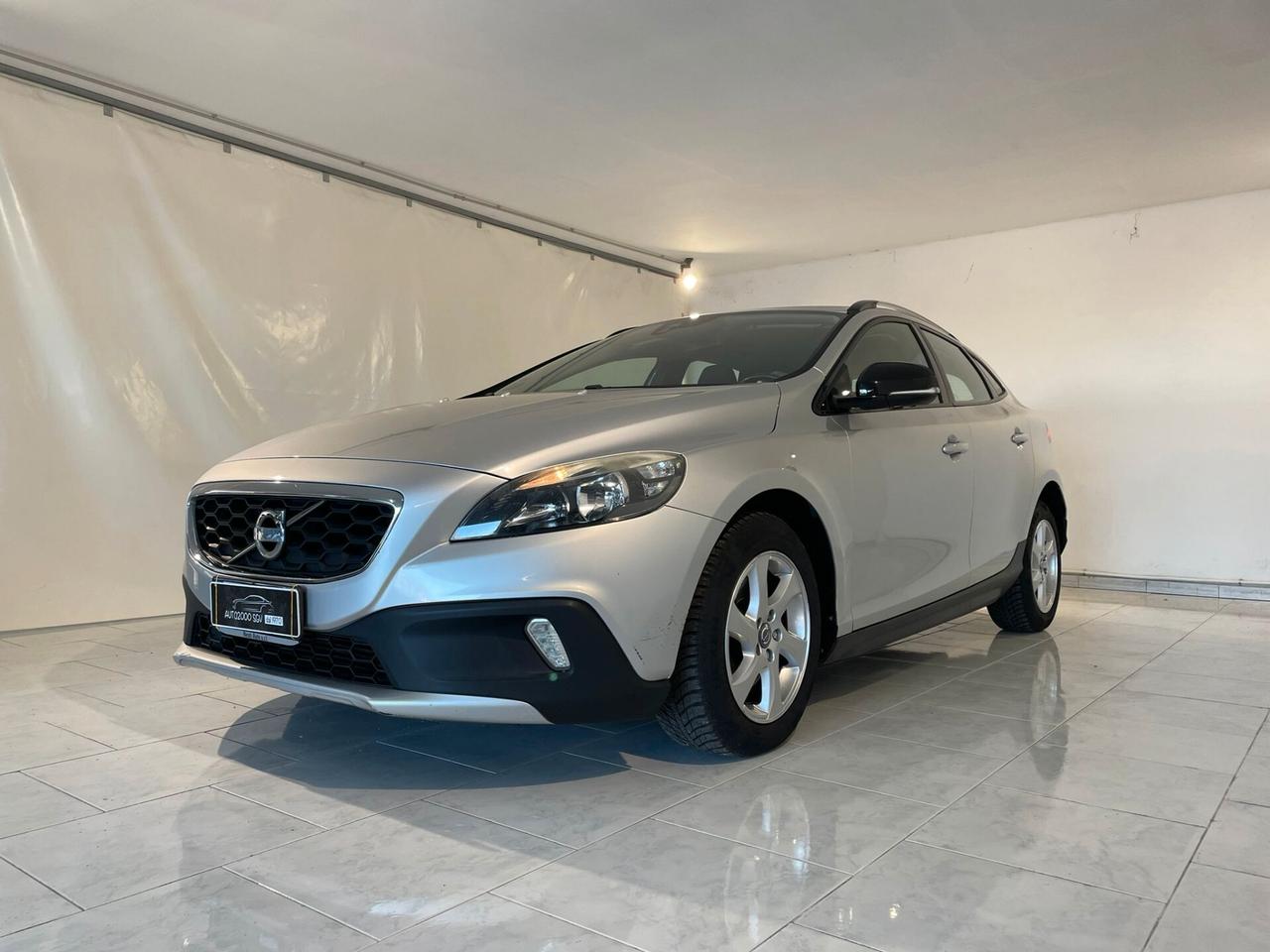 Volvo V40 Cross Country SUMMUM X NEOPATENTATI