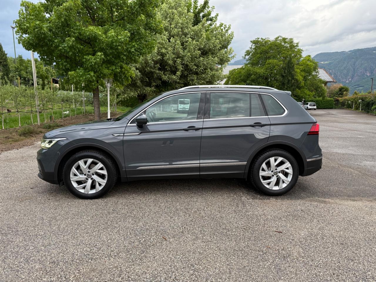 Volkswagen Tiguan 2.0 TDI SCR DSG Sport BlueMotion Technology