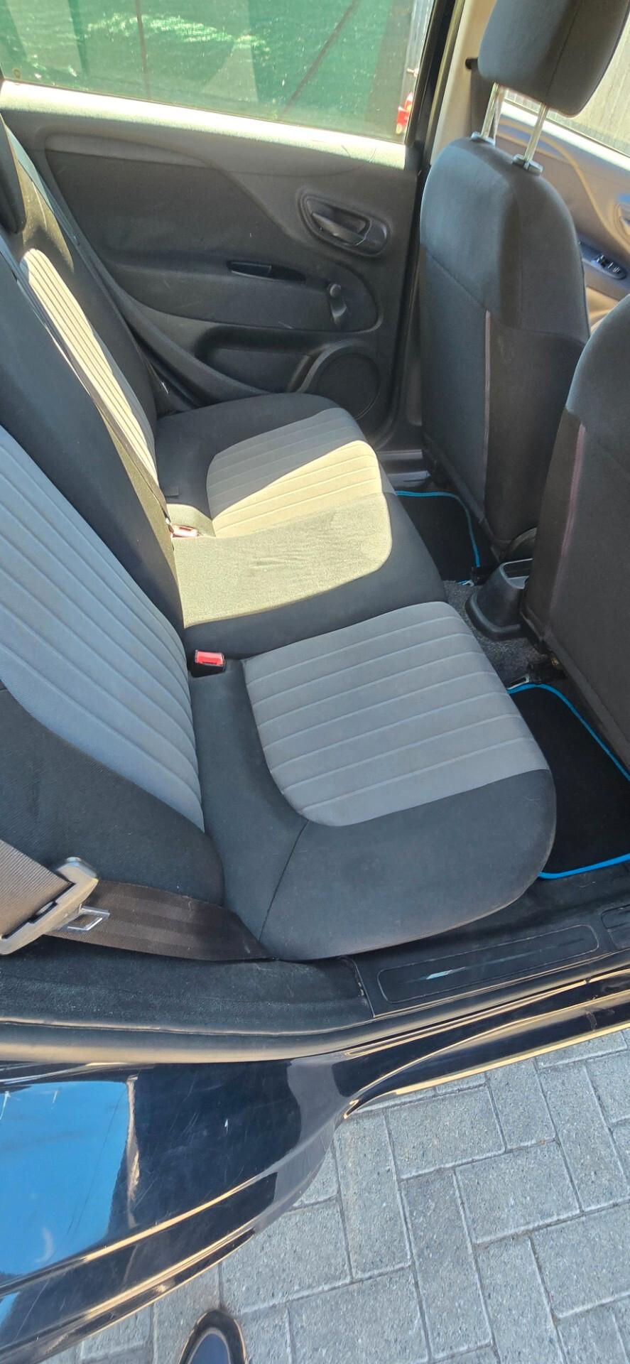 Fiat Punto 1.4 benzina gpl