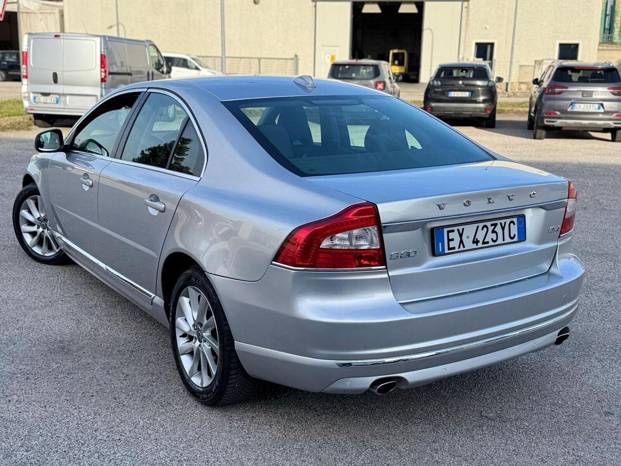 Volvo S80 2.0 diesel 2015 automatico 110.000km