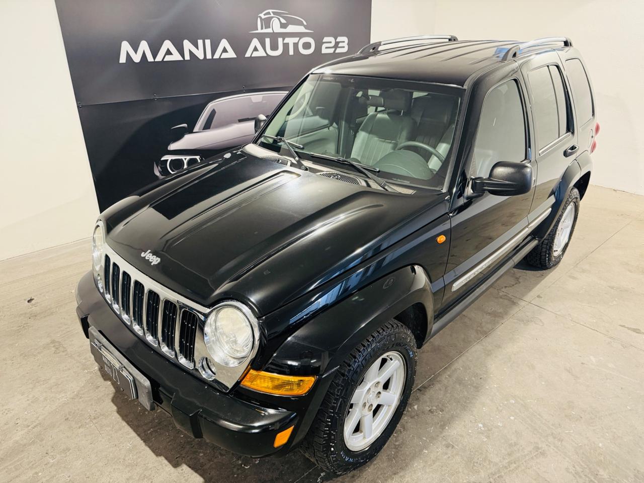 Jeep CHEROKEE 2.8 CRD*LIMITED*AUTOMATICA*163 CV*
