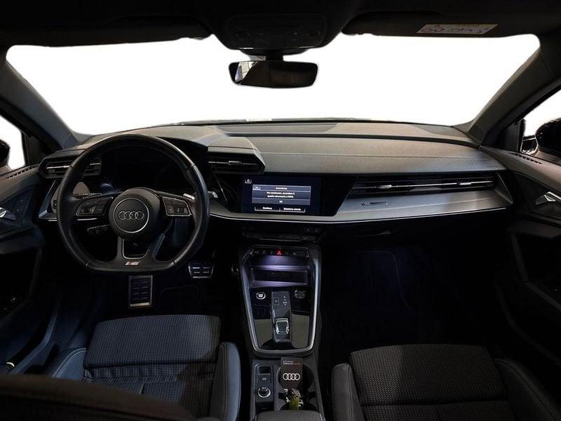 Audi A3 Sportback 35 2.0 tdi Identity Black s-tronic