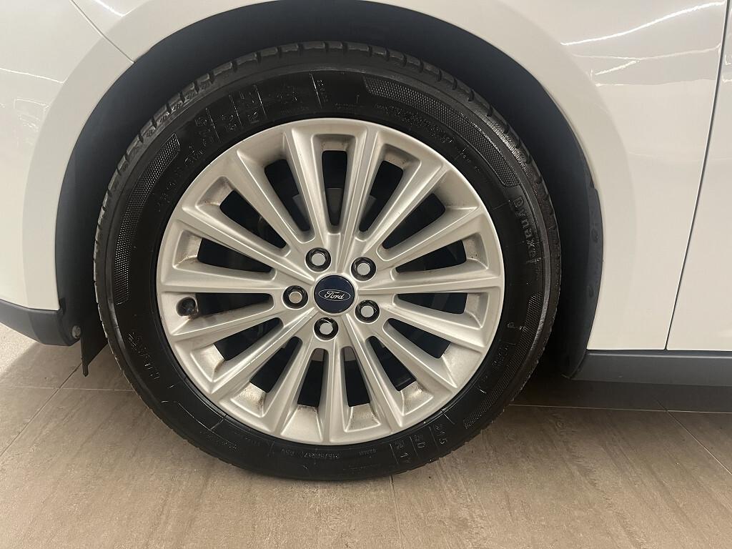 Ford Focus 1.5 TDCi 120 CV Titanium