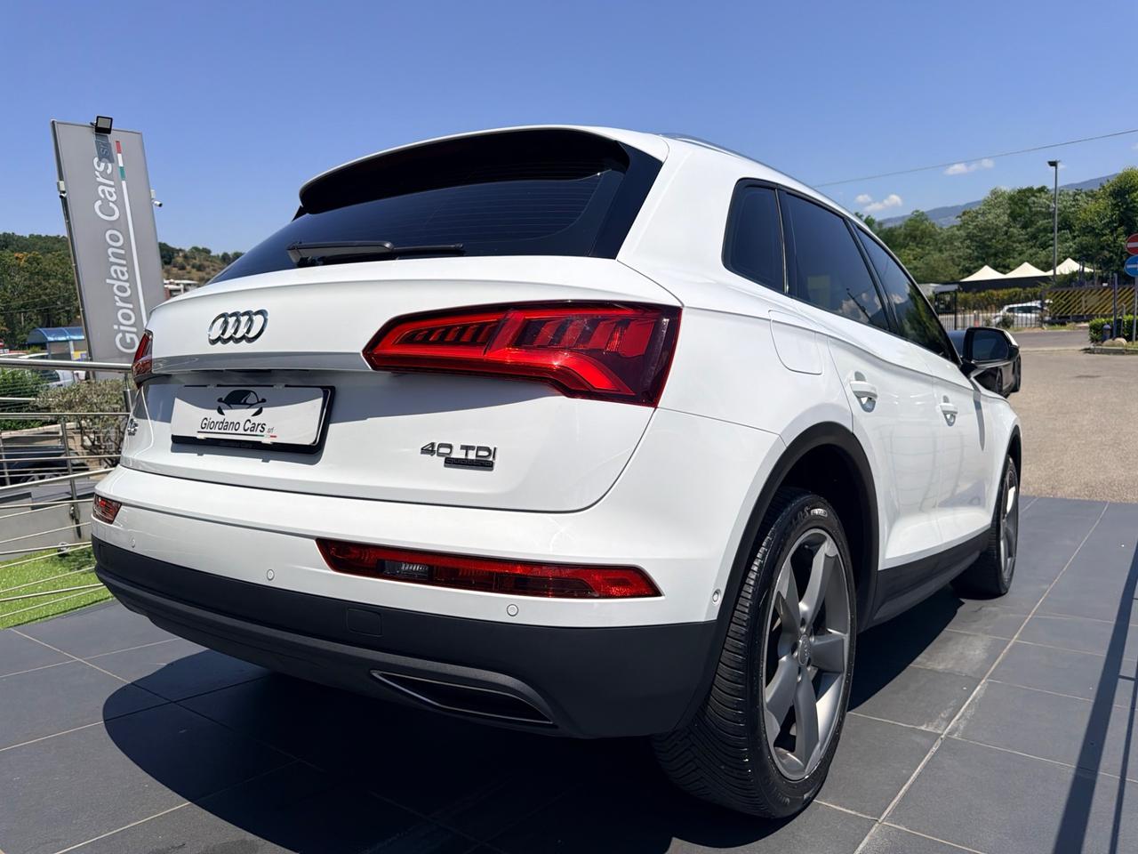 Audi Q5 40 TDI quattro S tronic sport cerchi 20
