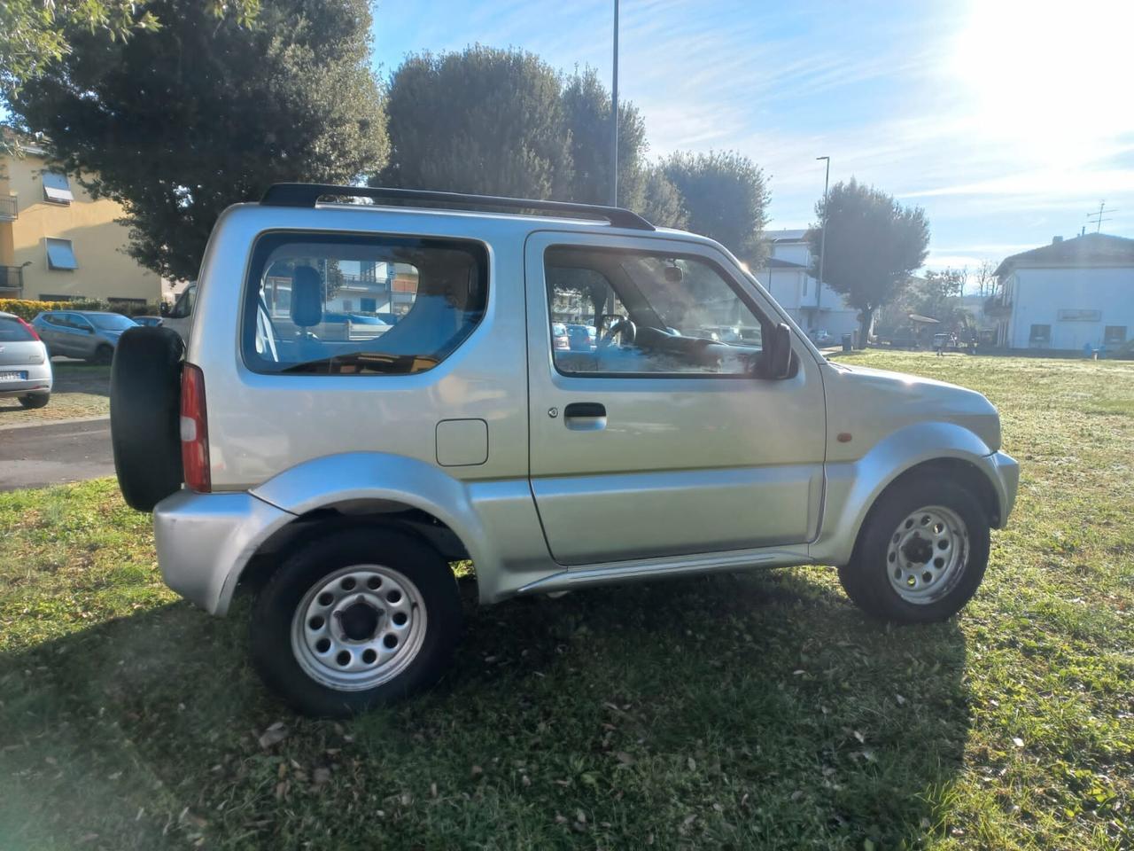 Suzuki Jimny 1.3i 16V cat 4WD JLX aria condizionata