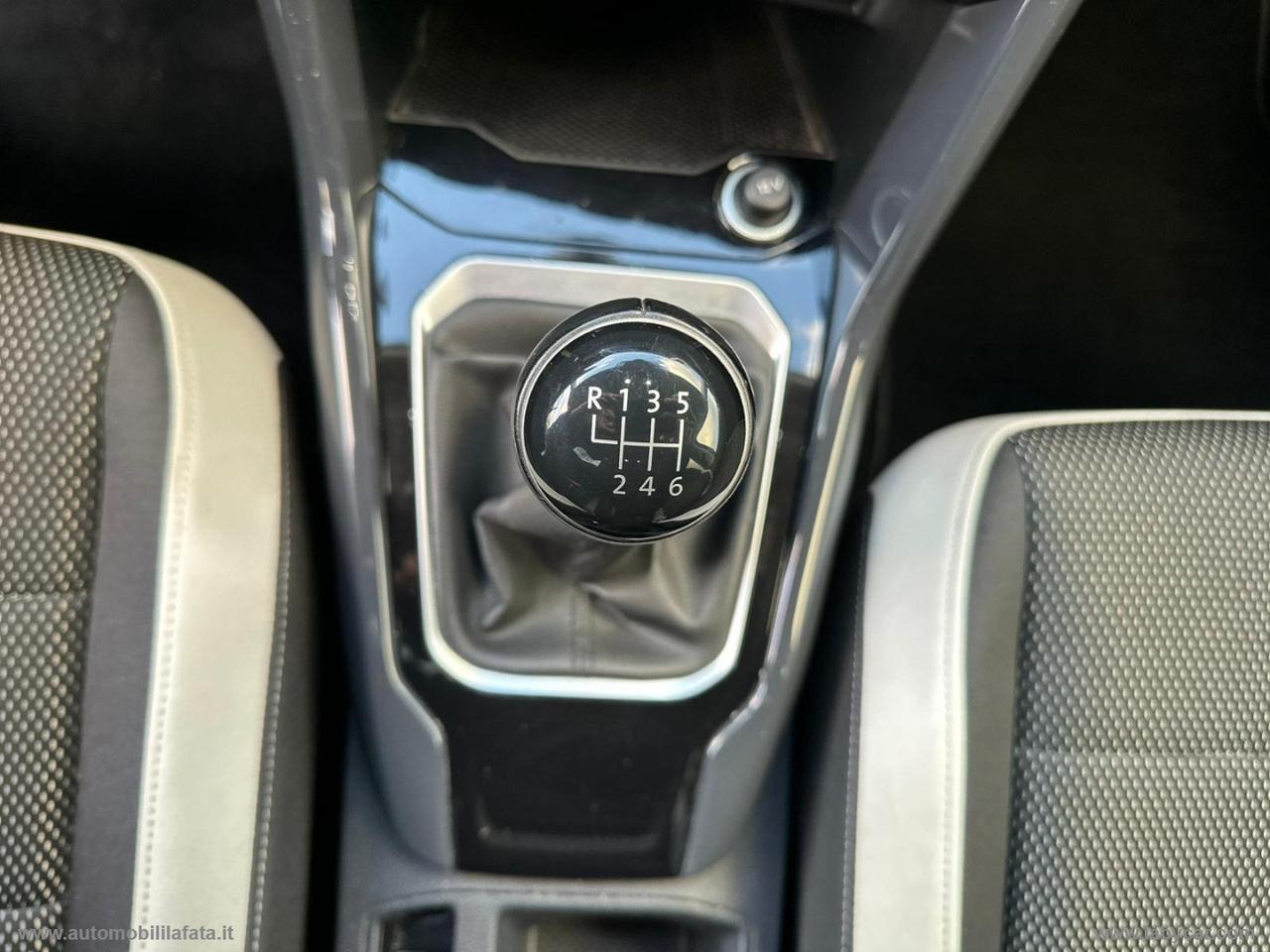 VOLKSWAGEN T-Roc 1.6 TDI SCR Advanced BlueMot.Tech. PARI AL NUOVO