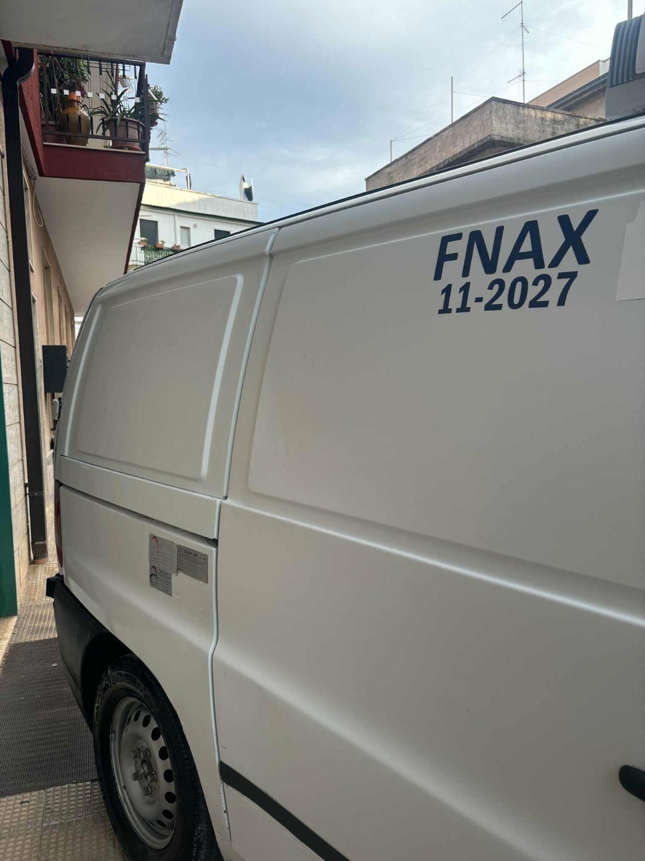 MERCEDES VITO COIBENTATO CON CERTIFICATO ATP FRIGO