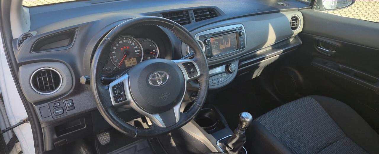Toyota Yaris 1.4 D-4D 5 porte Lounge