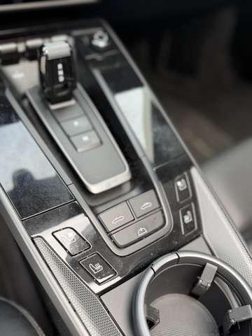 Porsche 992 Cabrio 3.0 Carrera - full optional -