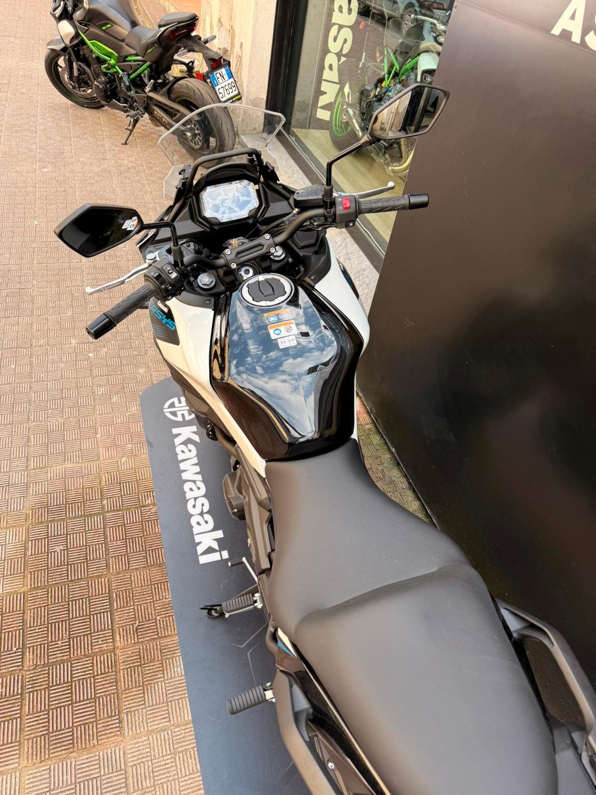 Kawasaki Versys 650 MY25 – Promo 7.090€ – Ultimi 2 disponibili