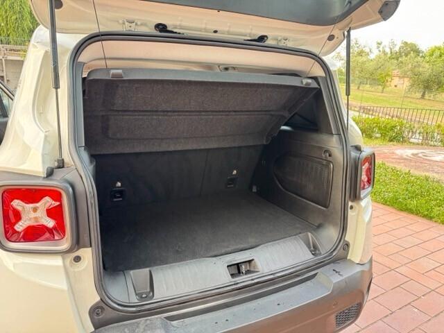Jeep Renegade 1.3 T4 190CV PHEV 4xe AT6 Limited da 150 euro al mese
