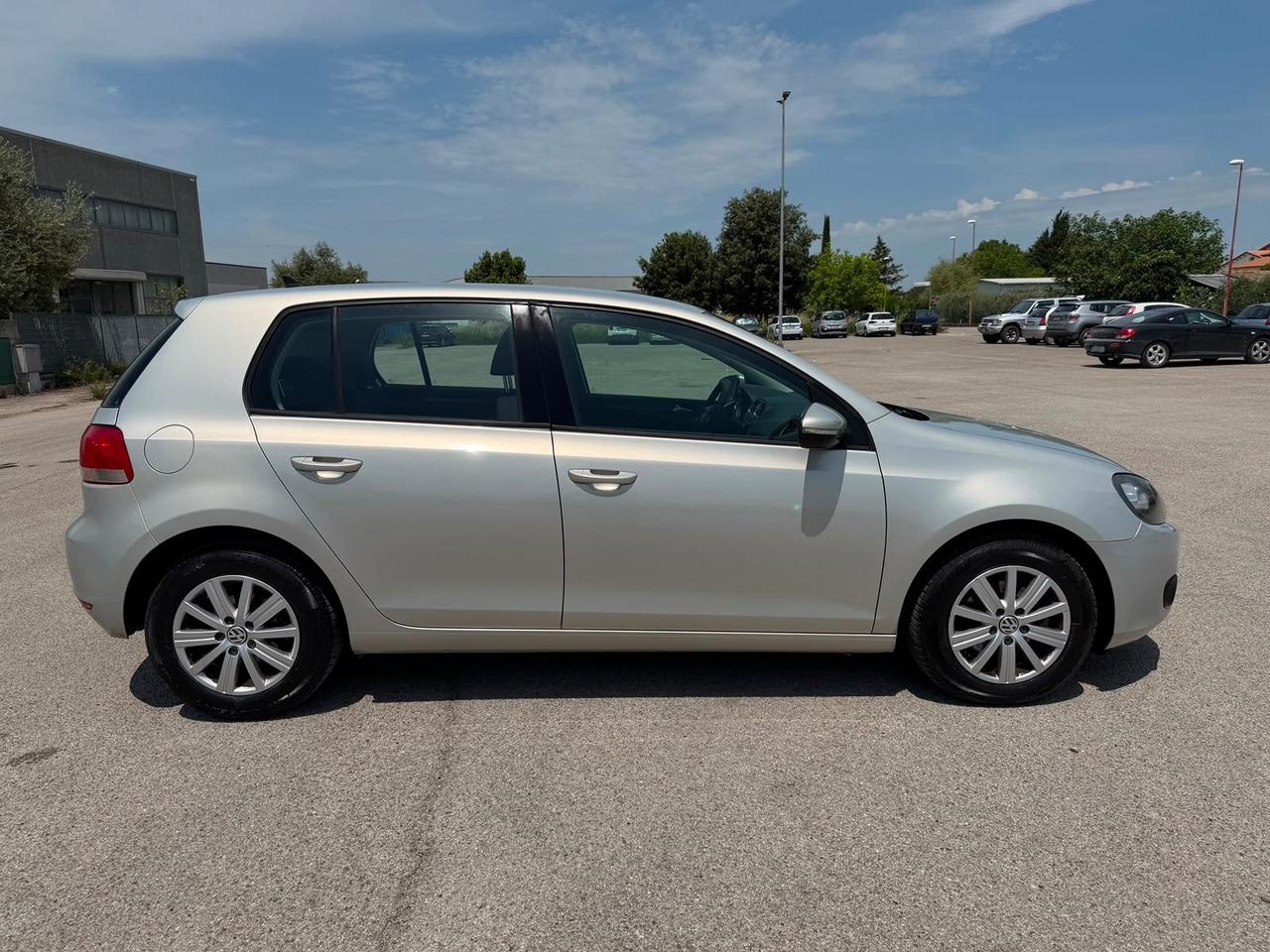 Volkswagen Golf Business 1.6 TDI 5p Highline