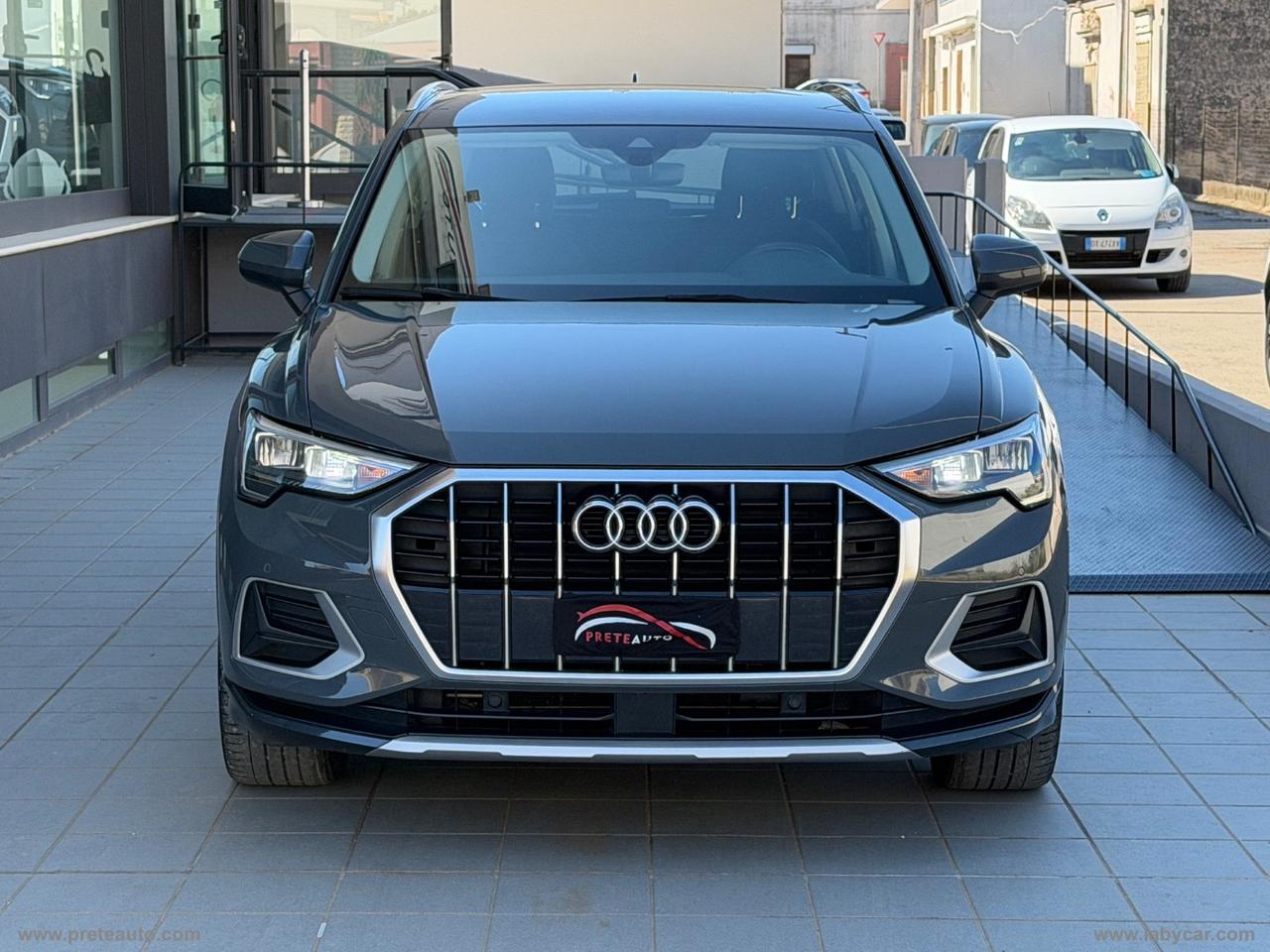 AUDI Q3 35 TDI S tronic Business Advanced
