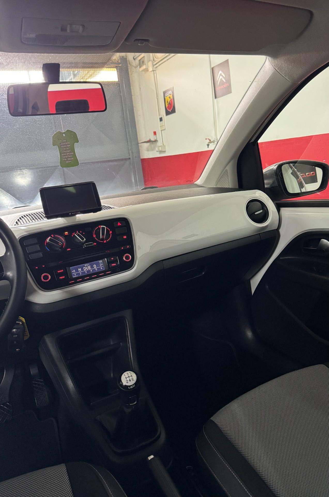 Volkswagen up! 1.0 75 CV 5p. high,110000 CHILOMETRI
