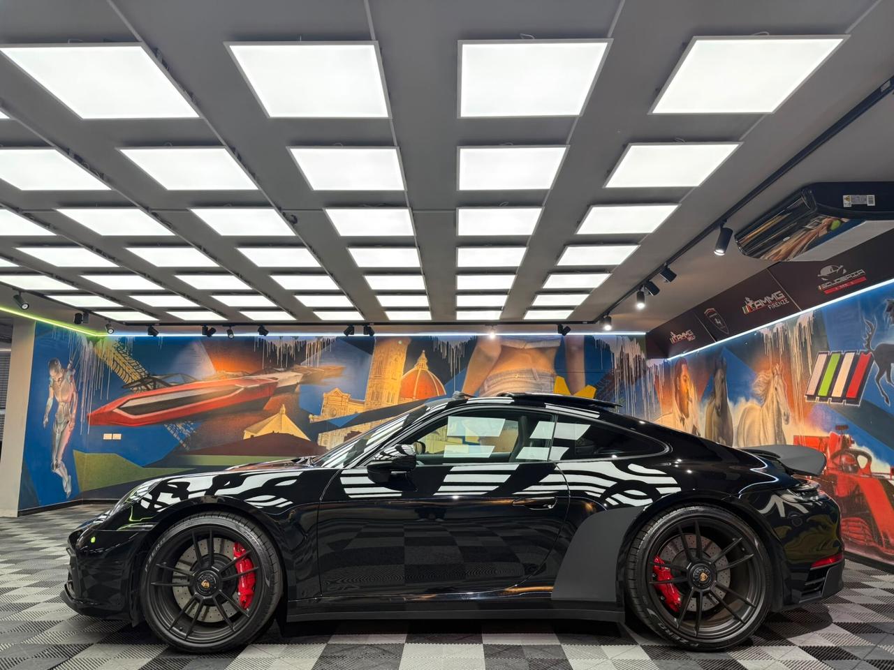 Porsche 911 Carrera 2 GTS (949)