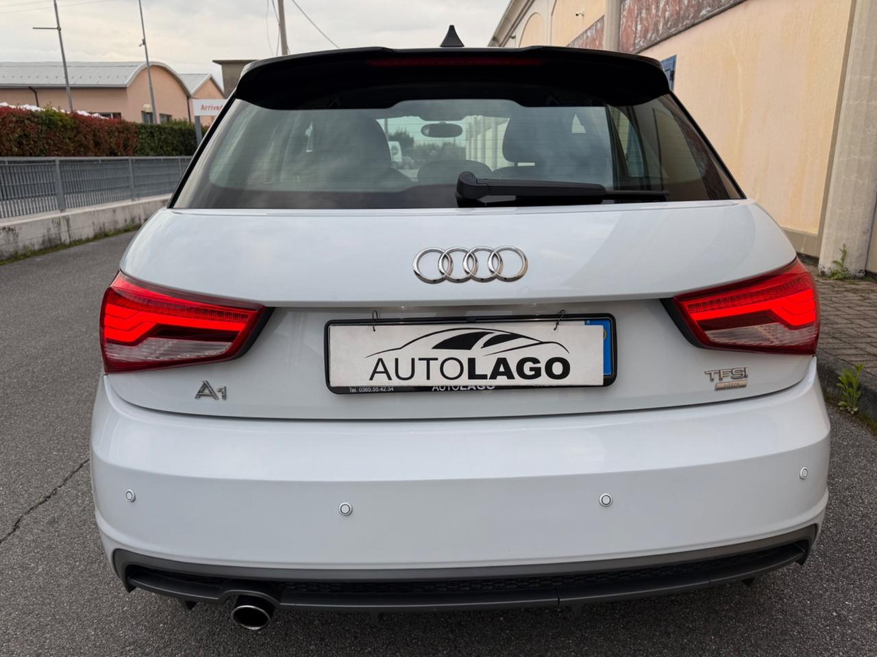 Audi A1 1.0 TFSI ultra S-Line. 2017.