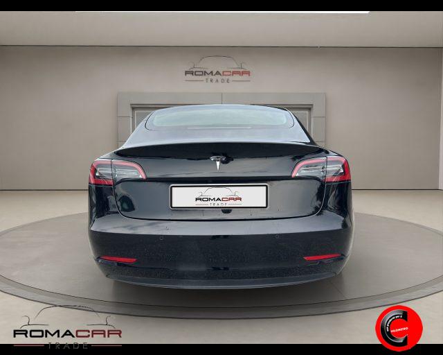 TESLA Model 3 RWD