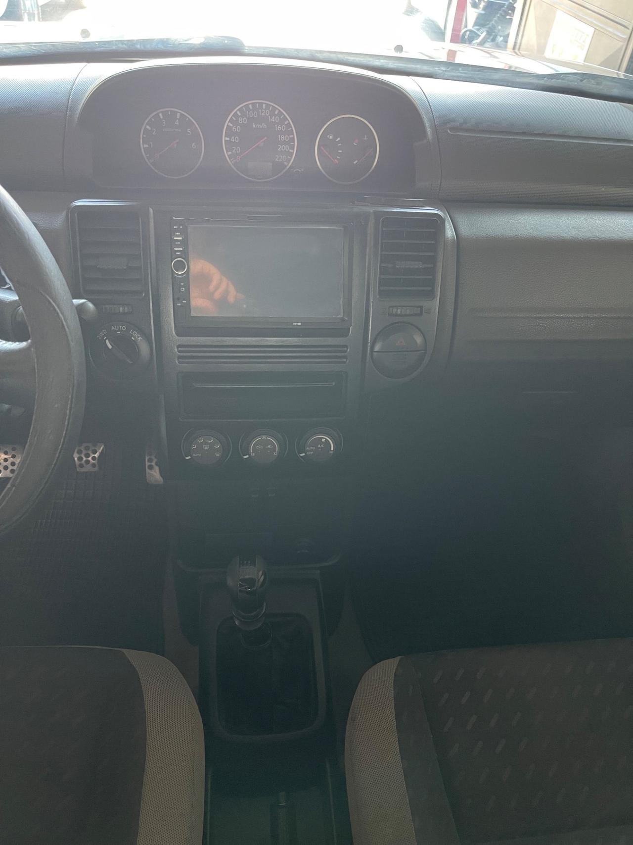 Nissan X-Trail 2.2 dCi 4x4 Gancio PERMUTE RATE
