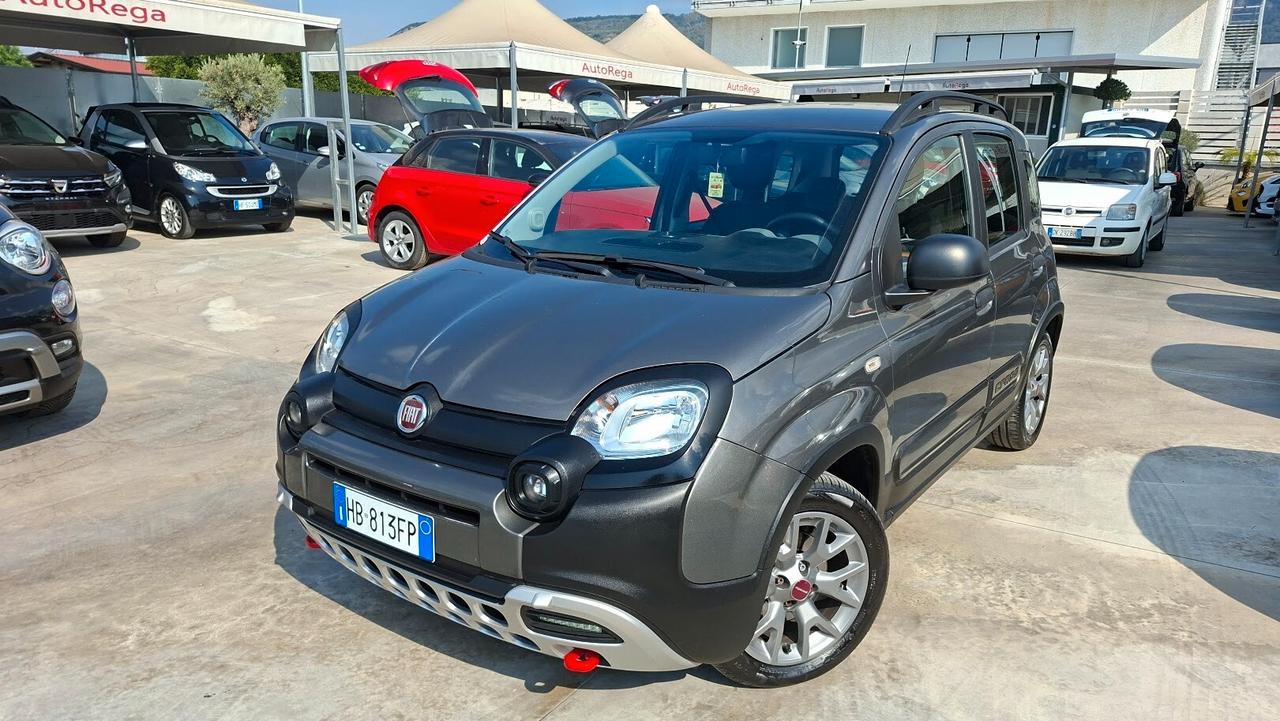 Fiat Panda Cross 0.9 TwinAir Turbo GPL 2020