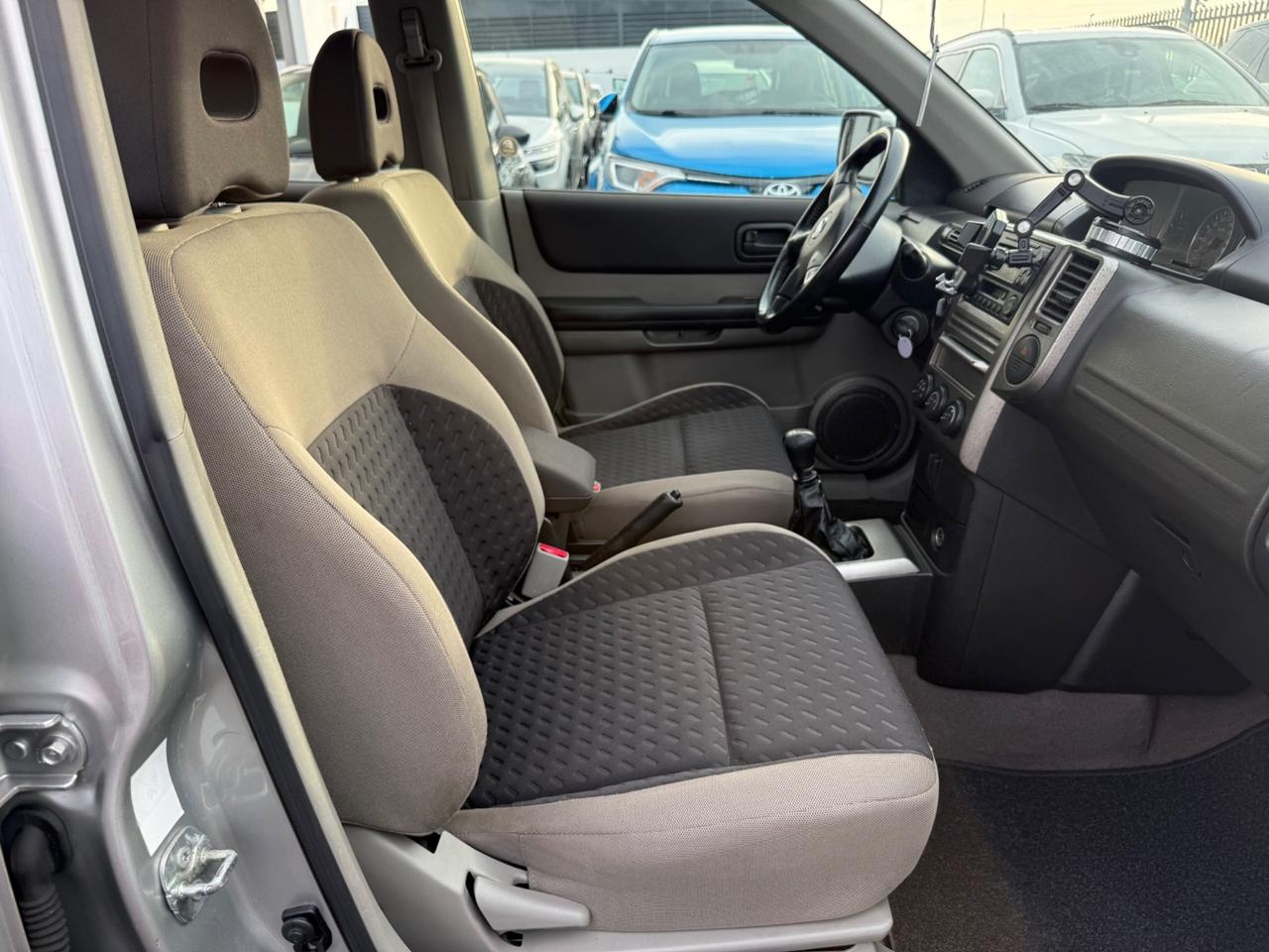 Nissan X-Trail 2.2 dCi Elegance