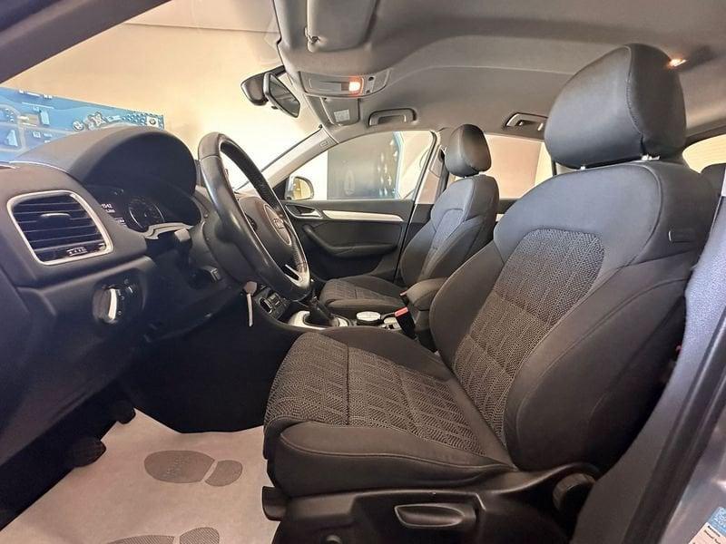 Audi Q3 2.0 tdi Sport 120cv