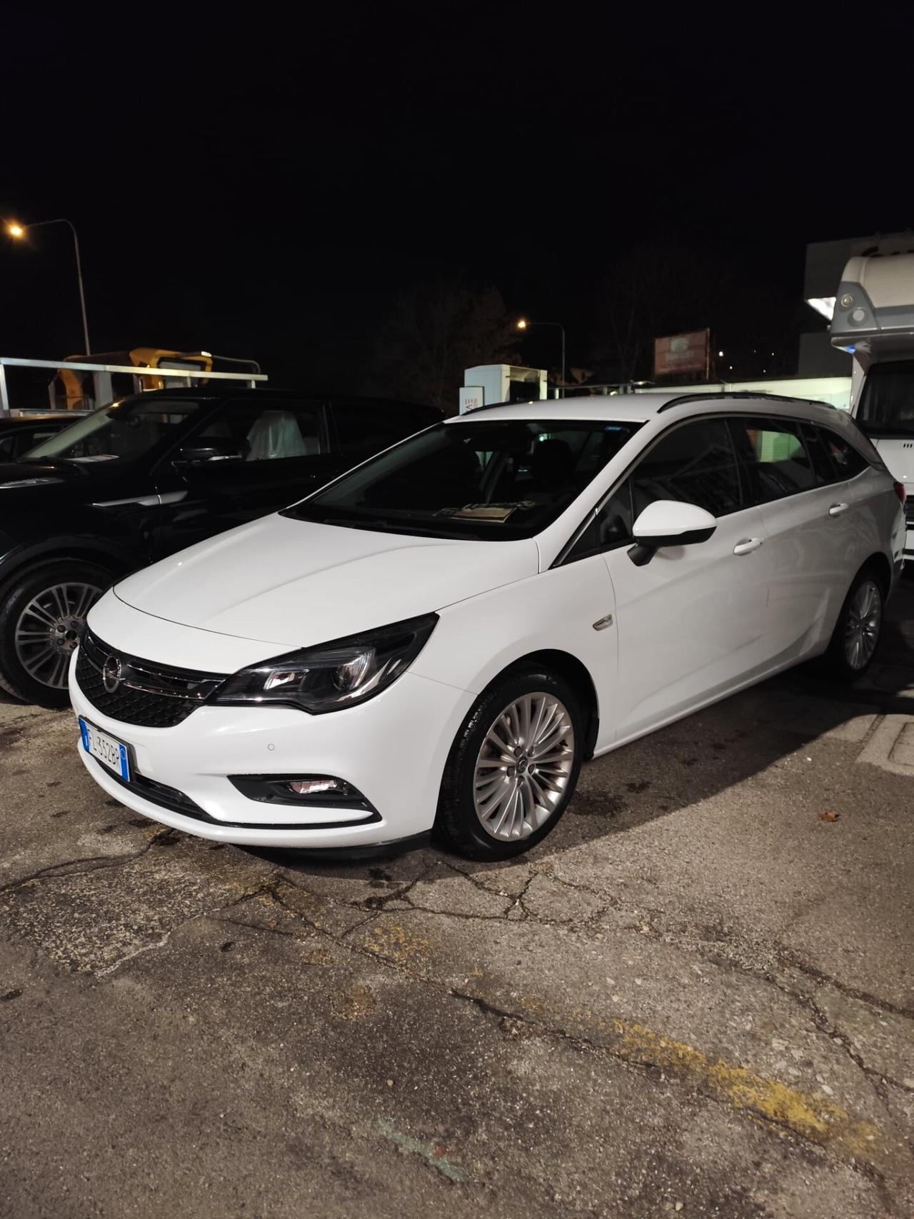 Opel Astra 1.6 CDTi 110CV Start&Stop Sports Tourer Dynamic