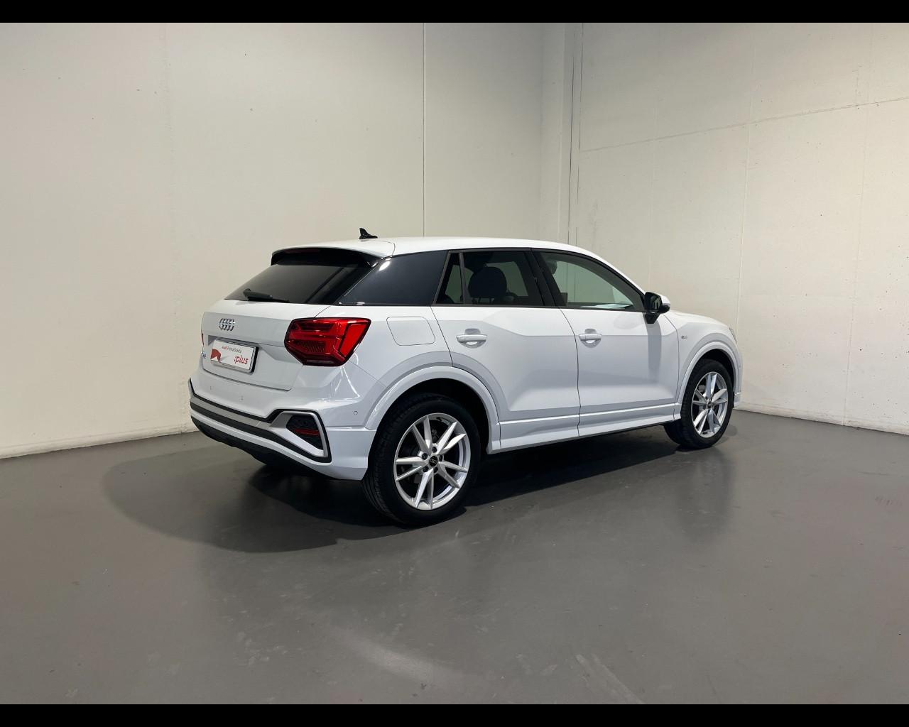 AUDI Q2 35 TFSI S-TRONIC S-LINE EDITION