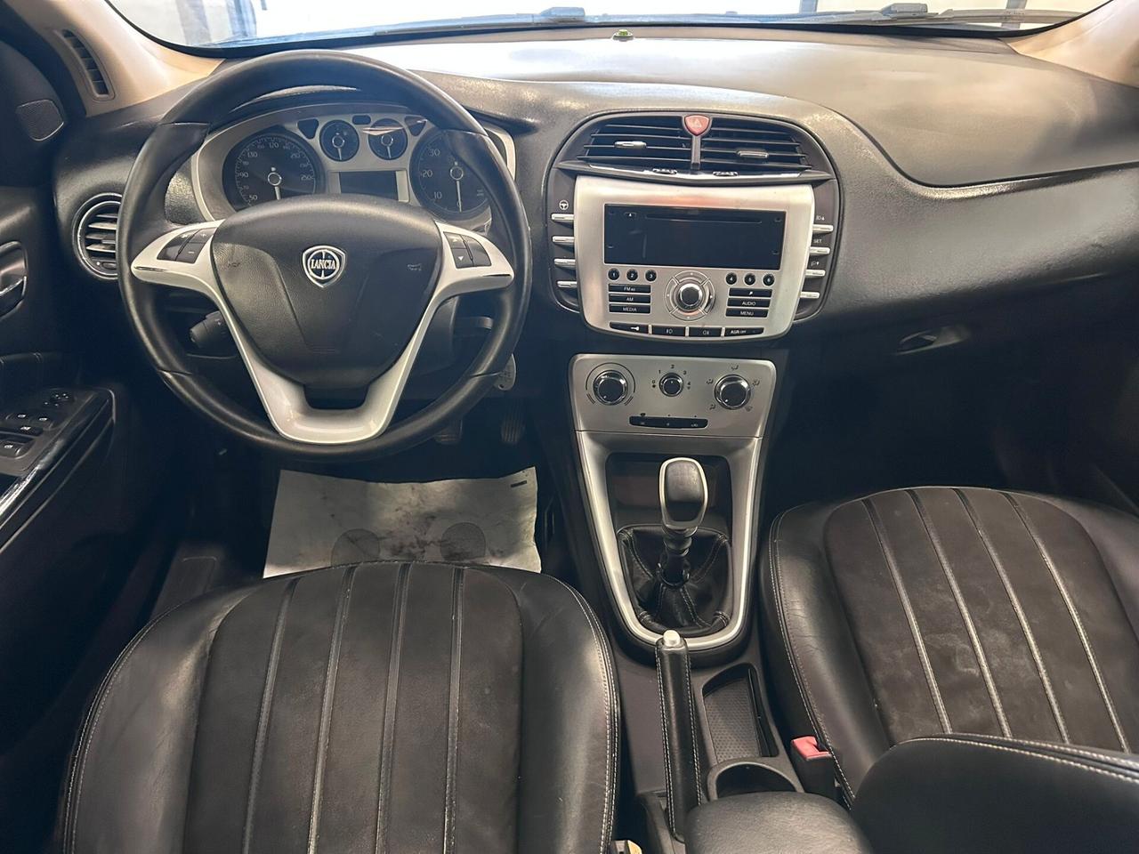 Lancia Delta 1.6 MJT DPF Platino