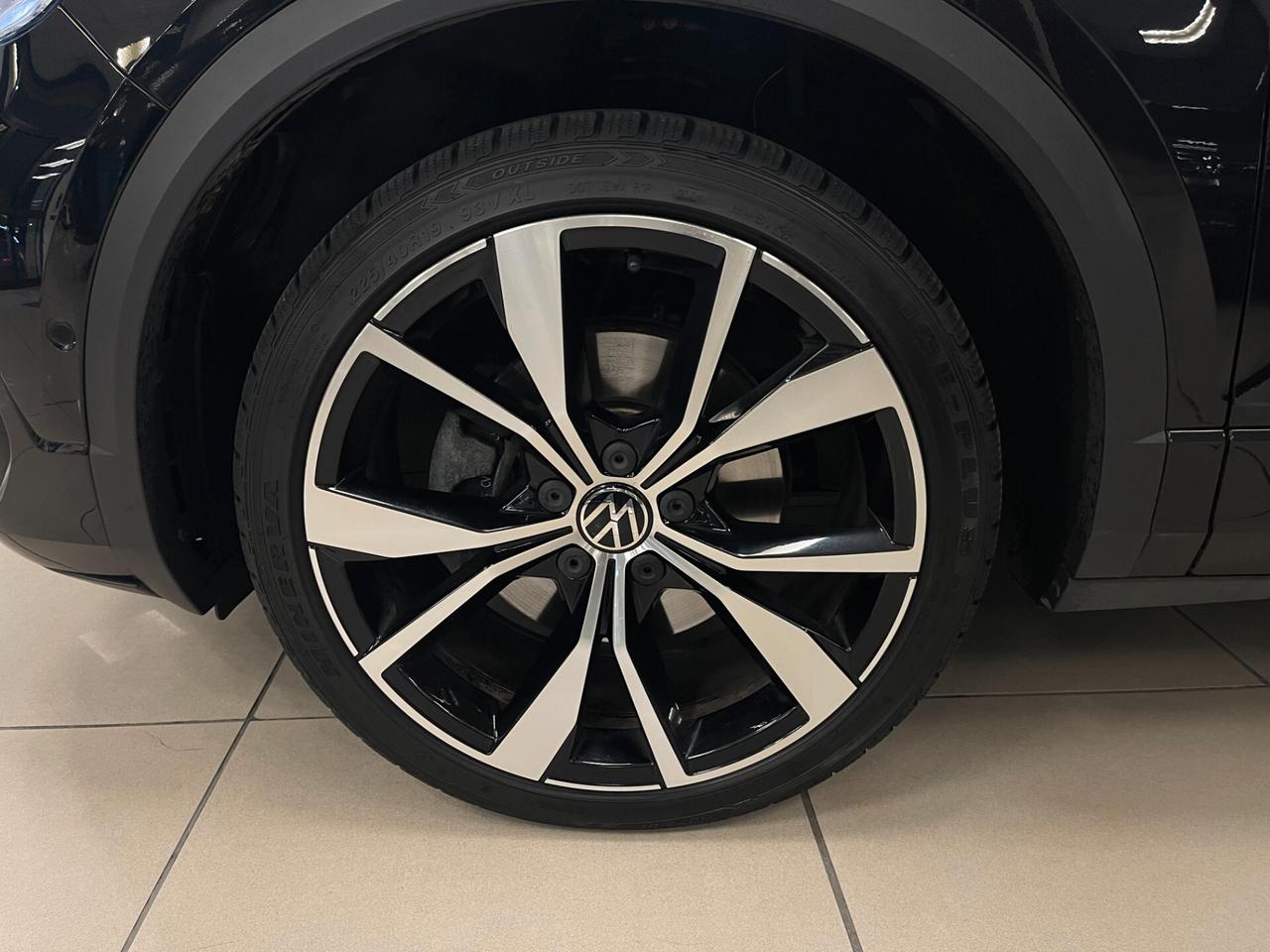 Volkswagen T-Roc 2.0 TDI SCR 150 CV DSG R-Line