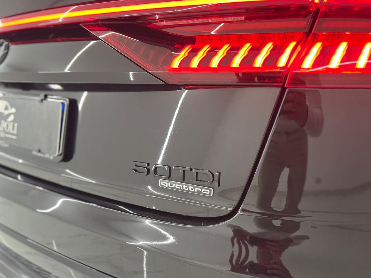 Audi Q8 50 TDI 286 CV quattro tiptronic Sline