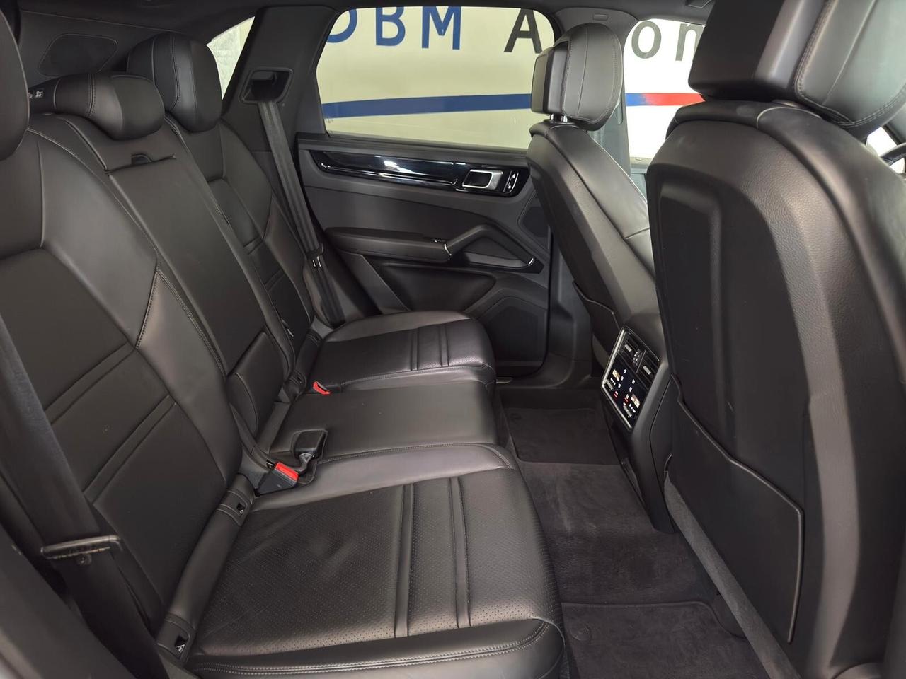 Porsche Cayenne 3.0 V6