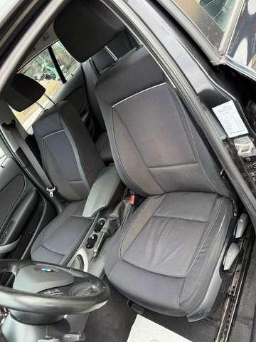 BMW 118 d AUTOM. 5p 2.0 Futura 143cv dpf NEOPATENTATI
