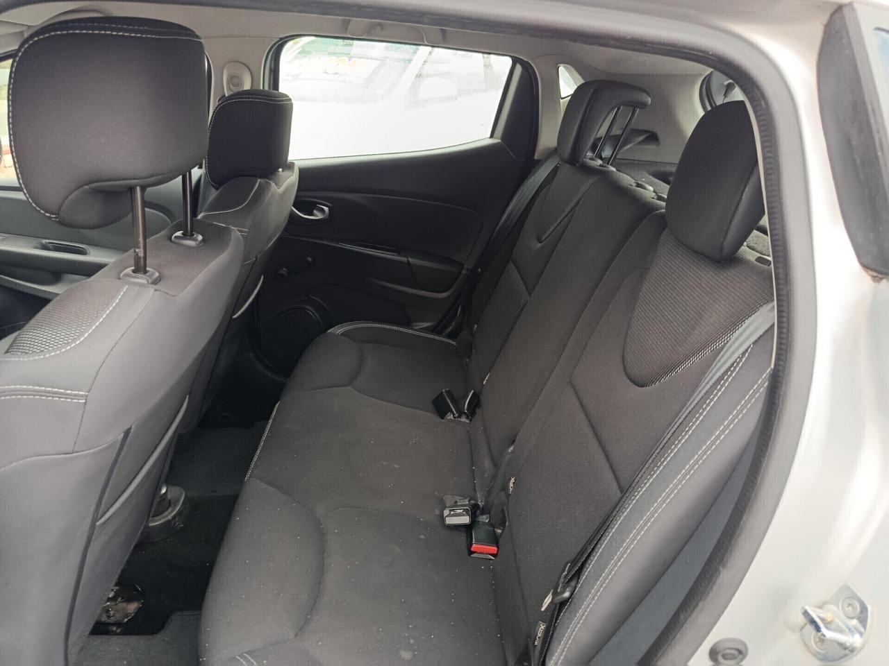 Renault Clio 1.2 Gpl di serie 90CV 5 porte Business