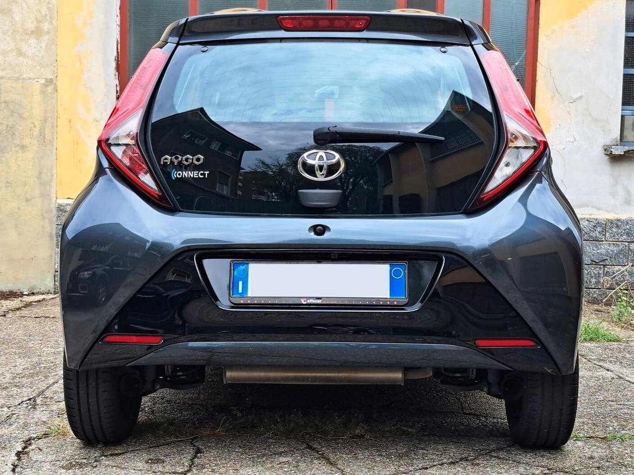 Toyota Aygo 1.0 VVT-i 69 CV 5 porte x-business MMT