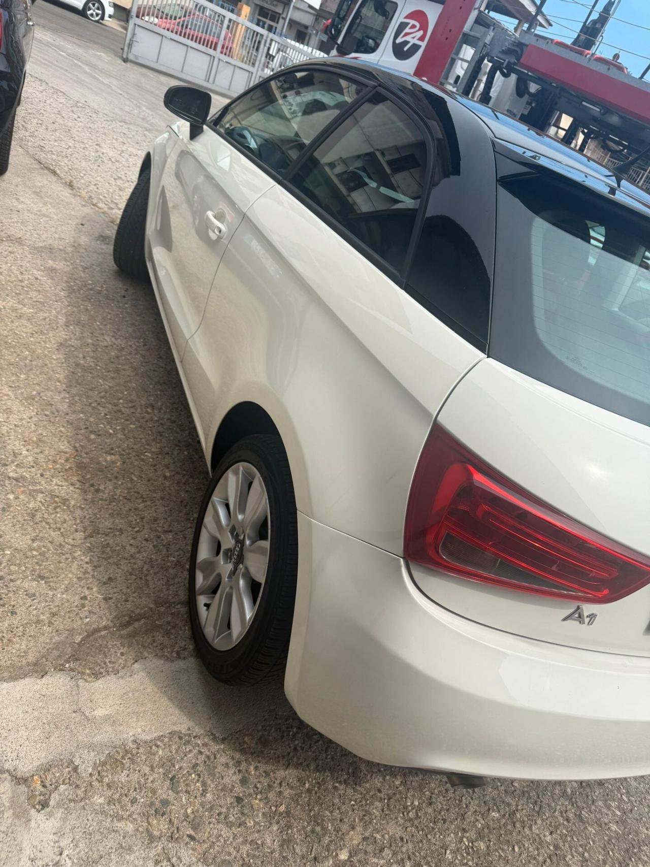 Audi A1 SPB 1.6 TDI Attraction