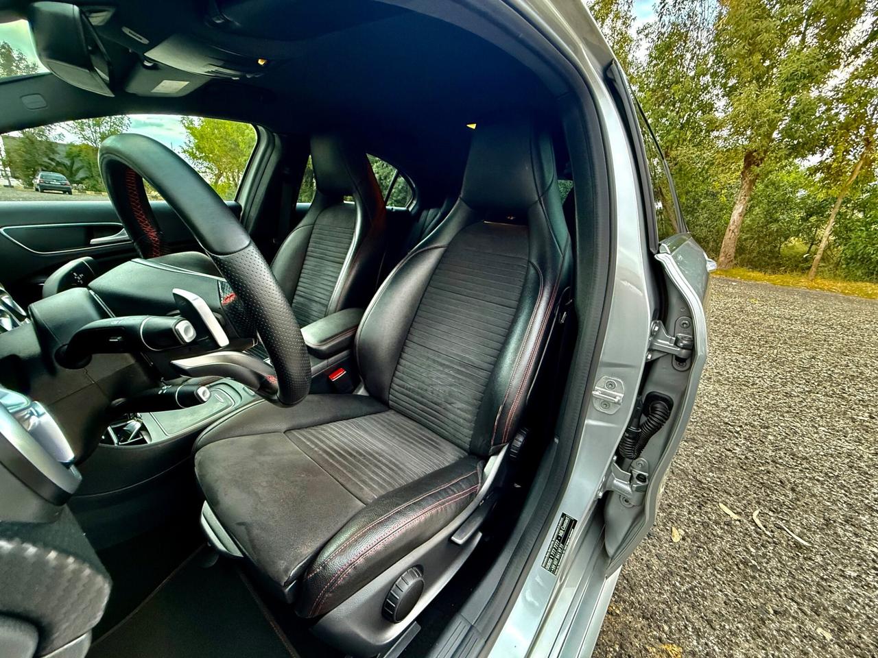 MERCEDES-BENZ A 200 D 136 CV AMG PREMIUM PLUS