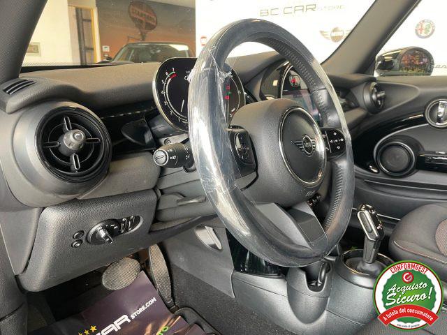 MINI Cooper 1.5 Classic *BLACK EXTERIEUR