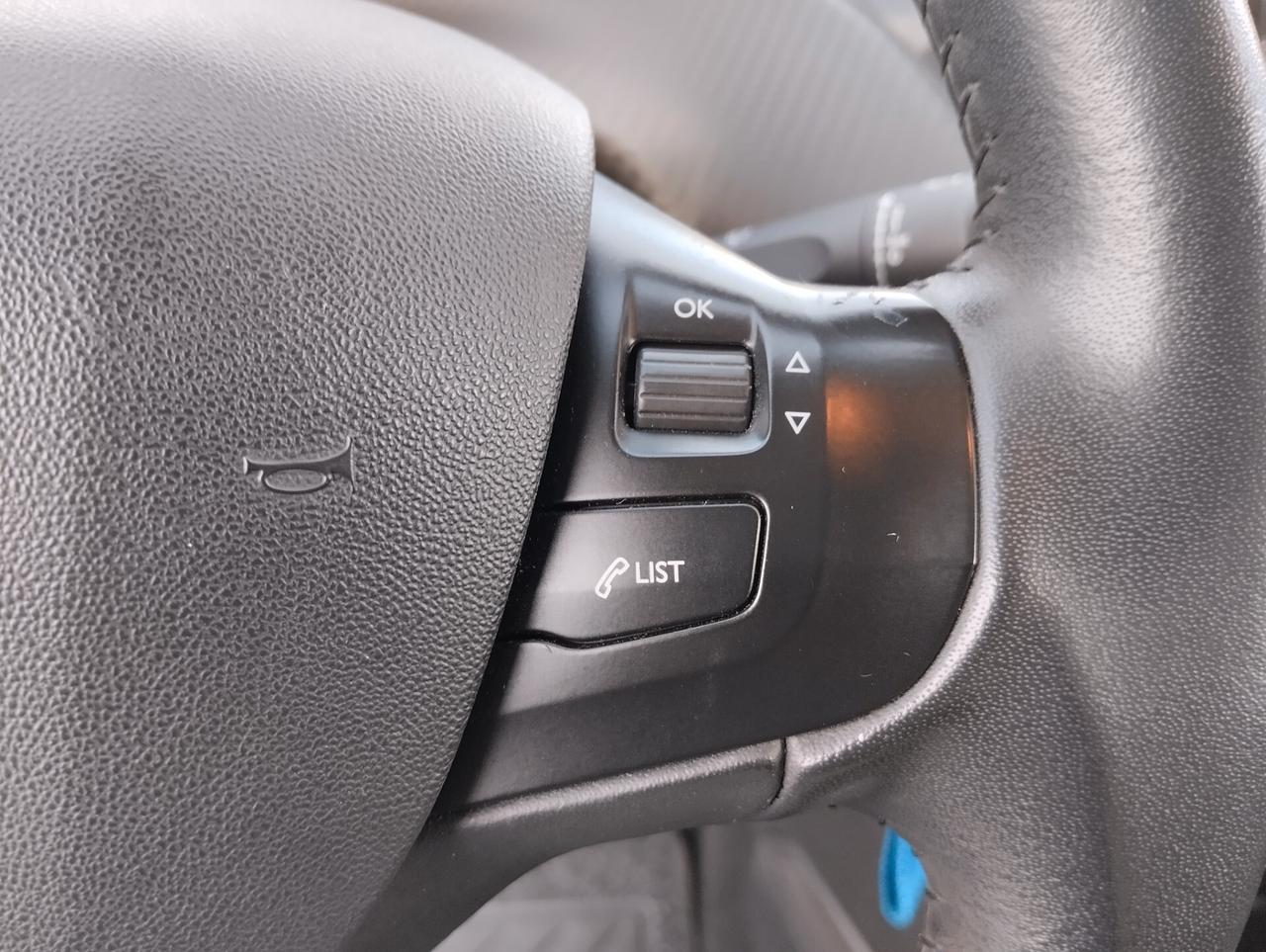 Peugeot 2008 BlueHDi 100 Active