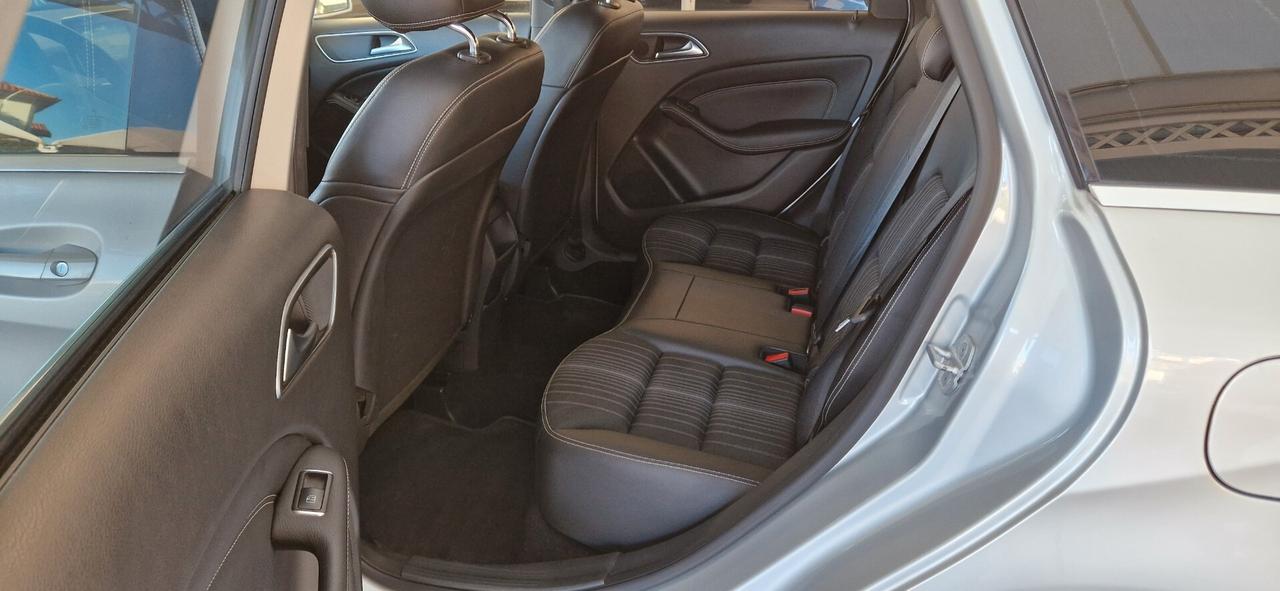 Mercedes-benz B 180 CDI BlueEFFICIENCY Premium