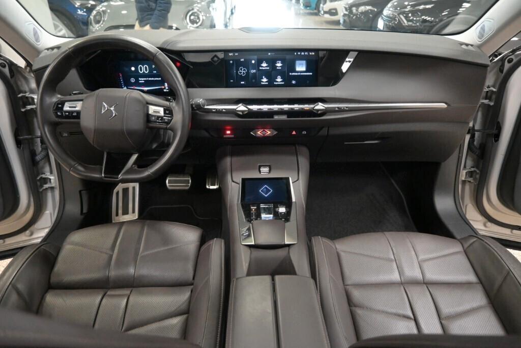 DS 4 1.5 BLUEHDI 130CV AUT. OPERA ( TETTO PANORAMICO APR. - PELLE - ADAPTIVE CRUISE - AMBIENT LIGHTS - FARI LED - PDC - COCKPIT - NAVI - MIRROR - TELECAMERA 360 - HEAD UP DISPLAY )