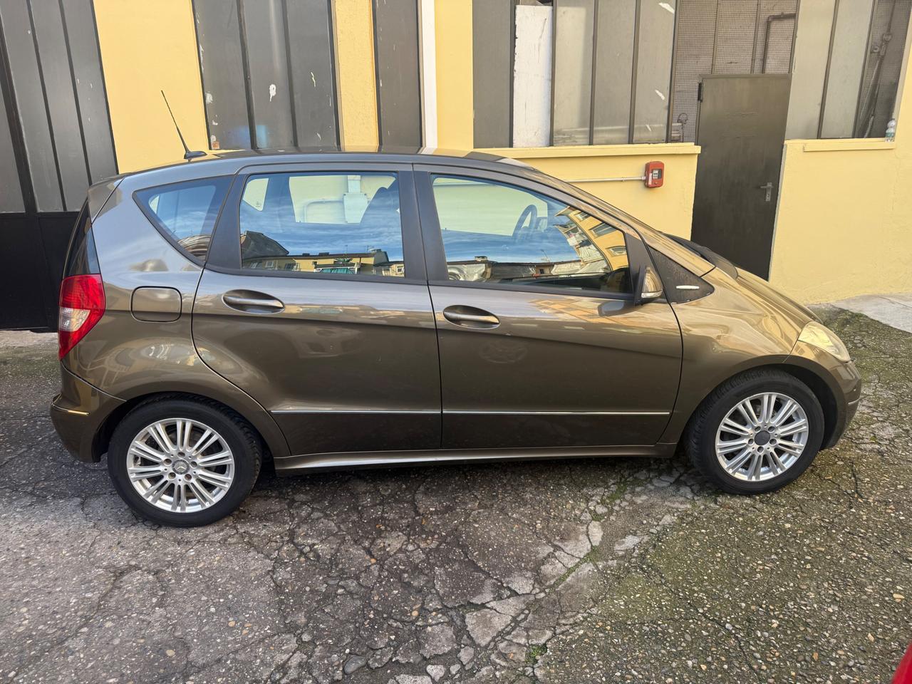 Mercedes Classe A Berlina A 180 cdi Avantgarde edition10