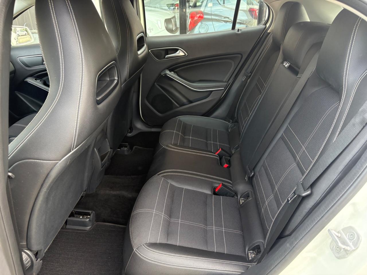 Mercedes-benz GLA 200 d Automatic Sport 2016