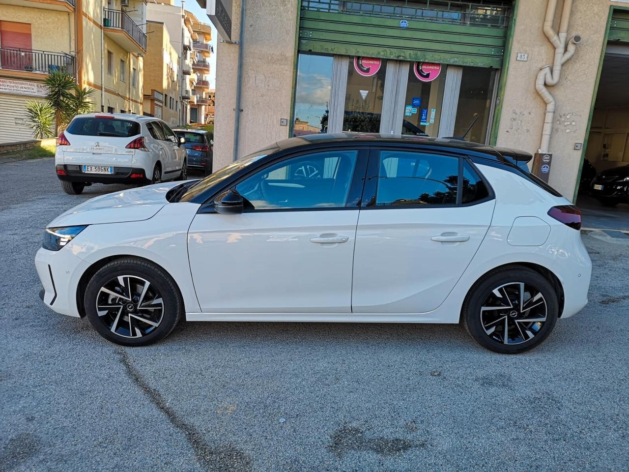 OPEL Corsa 1.2 - 100CV GS Line 2025