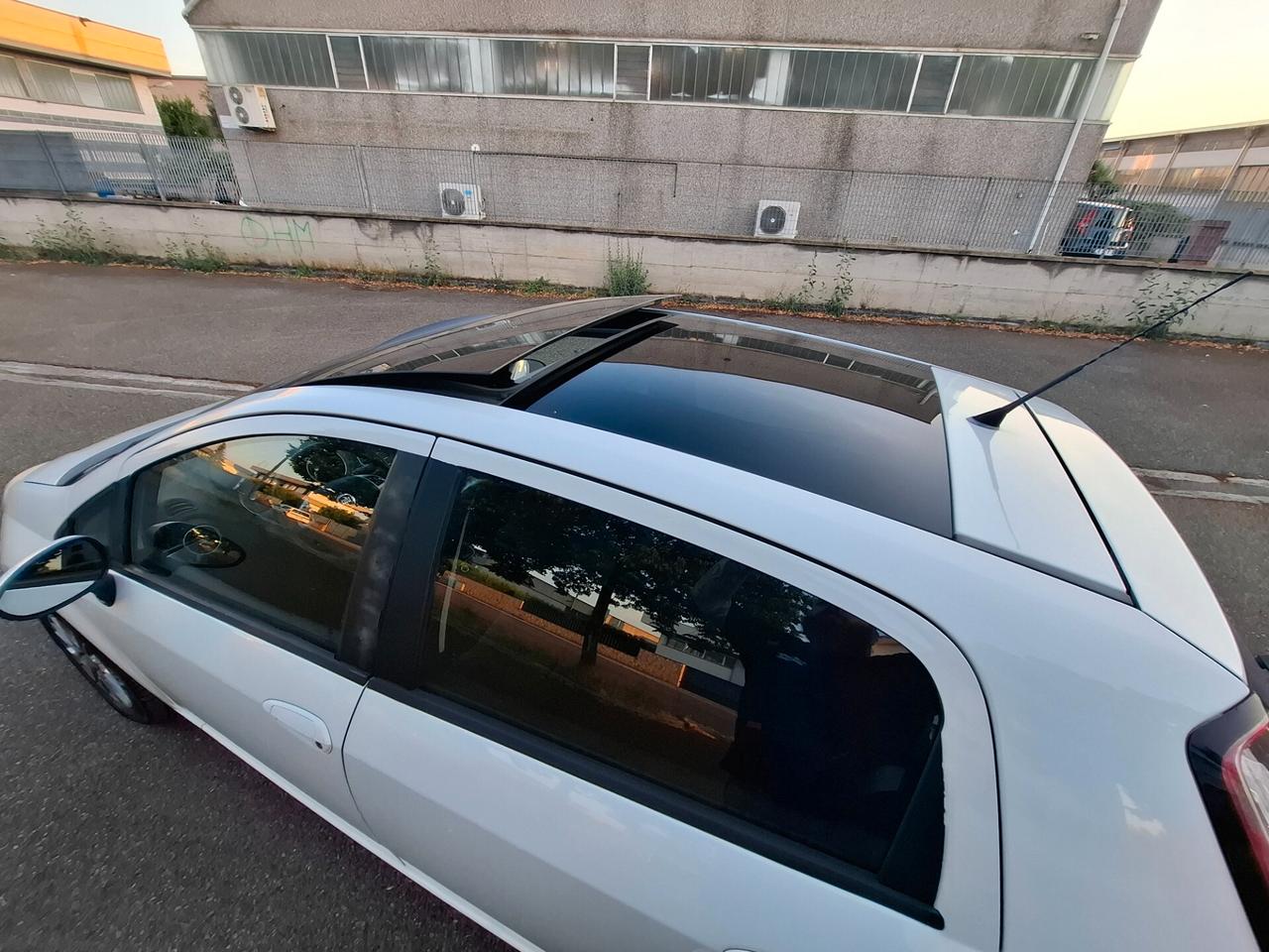 Fiat Grande Punto Grande Punto 1.4 5 porte S&S Dualogic Racing